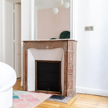 Le Marceau - Passy Tour Eiffel A Pied- 4 Personnes - Logement Entierement Climatise Daire